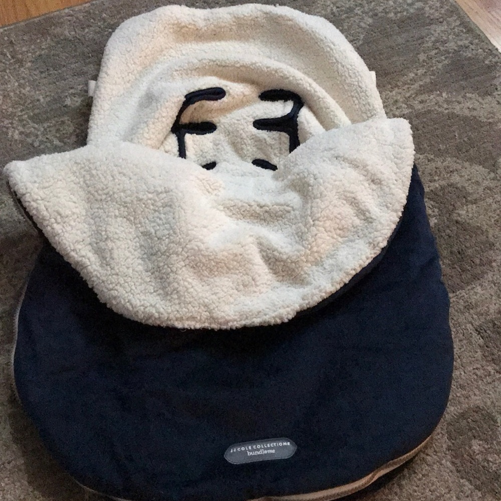JJ Cole  Bundleme car seat blanket - infant